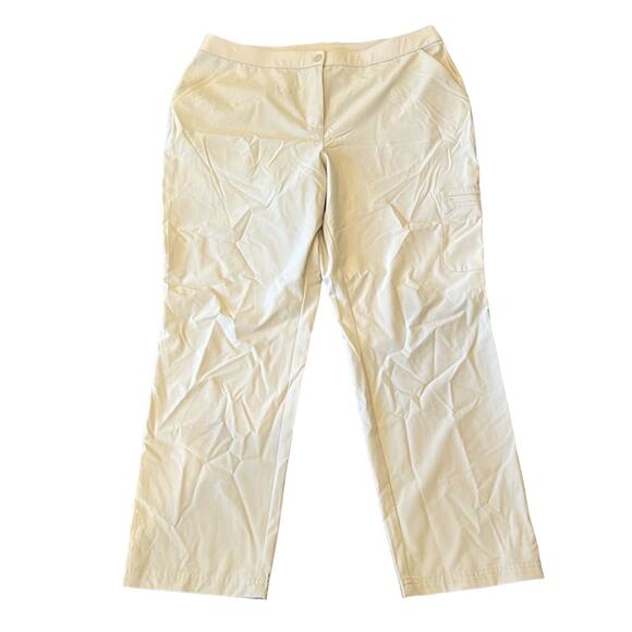 Chico's Weekends Super Lightweight Stretch Cargo Pants Sand Size 12/L - Picture 1 of 9